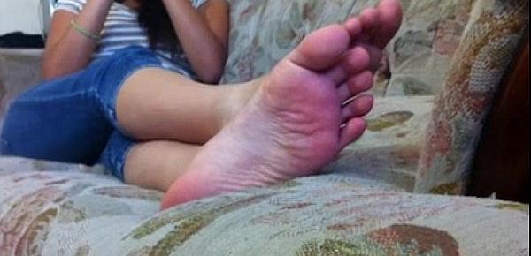  Feet of my cousin - Homemade porn tube video at YourLustcom